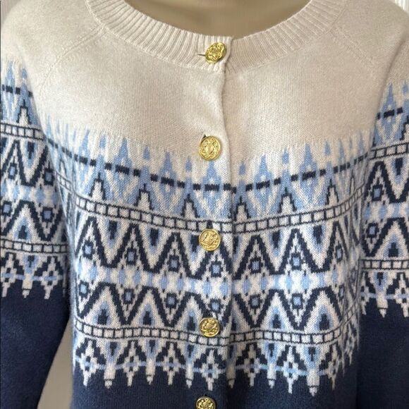Bloomingdale's navy and white Fair Isle cardigan. - Picture 2 of 6